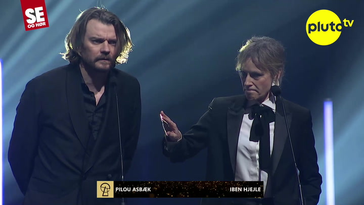 Se det geniale optrin med Pilou Asbæk og Iben Hjejle 